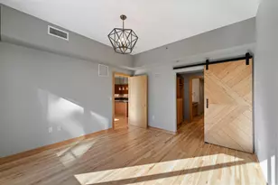 1120 S 2nd St, Minneapolis, MN 55415 - Photo 12