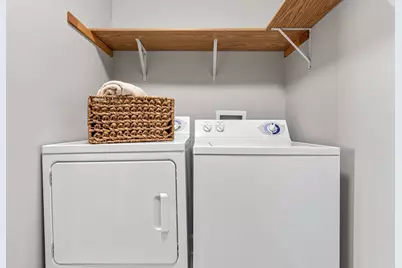 1579 County Road D E #C, Maplewood, MN 55109 - Photo 16