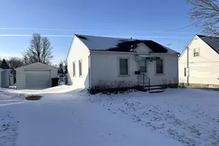 714 Tilden St, Fairmont, MN 56031 - Photo 1