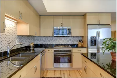 740 Portland Avenue S #1204, Minneapolis, MN 55415 - Photo 4