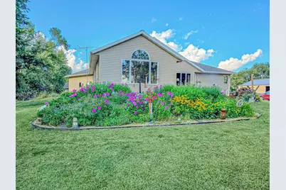 9370 County Road 27 NW, Pennock, MN 56279 - Photo 2