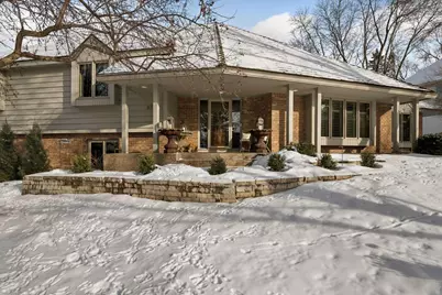 8725 Sandro Road, Bloomington, MN 55438 - Photo 76