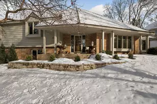 8725 Sandro Rd, Bloomington, MN 55438 - Photo 76