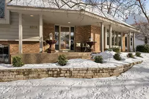 8725 Sandro Rd, Bloomington, MN 55438 - Photo 16