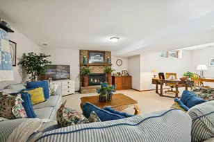 8725 Sandro Rd, Bloomington, MN 55438 - Photo 52