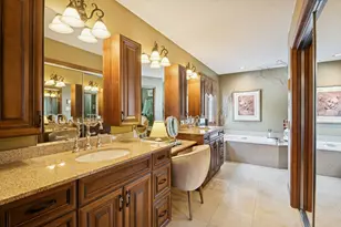 8725 Sandro Rd, Bloomington, MN 55438 - Photo 36