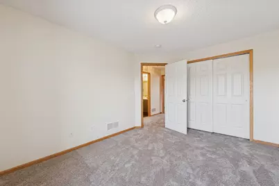 709 Village Parkway, Circle Pines, MN 55014 - Photo 12