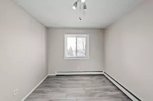 401 E Burnsville Pkwy, Burnsville, MN 55337 - Photo 20