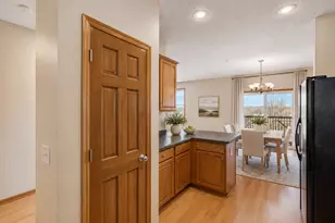 4646 Blaylock Way, Inver Grove Heights, MN 55076 - Photo 6
