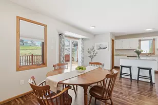 1574 Lake Susan Hills Dr, Chanhassen, MN 55317 - Photo 6