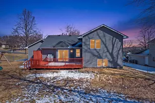 1574 Lake Susan Hills Dr, Chanhassen, MN 55317 - Photo 28