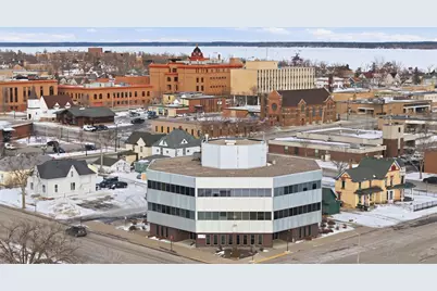 403 4th Street NW, Bemidji, MN 56601 - Photo 2