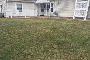 418 Sarazin St, Shakopee, MN 55379 - Photo 6