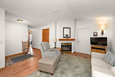 418 Sarazin Street, Shakopee, MN 55379 - Photo 10