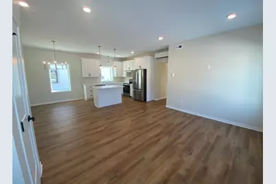 776 Neville Court SE, Rochester, MN 55904 - Photo 2