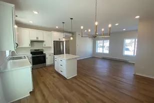 776 Neville Ct SE, Rochester, MN 55904 - Photo 8