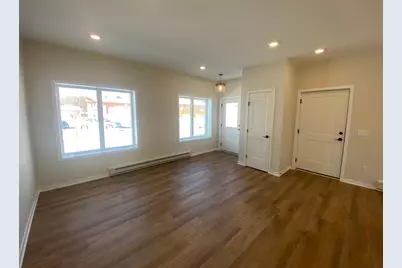 776 Neville Court SE, Rochester, MN 55904 - Photo 4