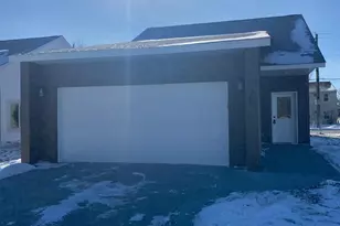 776 Neville Ct SE, Rochester, MN 55904 - Photo 1