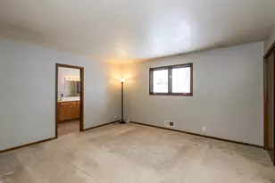 1020 Roberts Rd SW, Hutchinson, MN 55350 - Photo 14