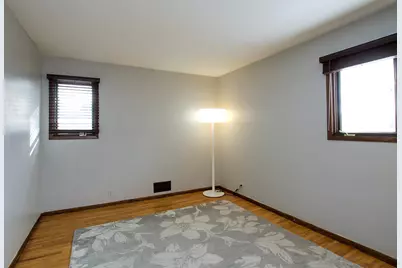 1020 Roberts Road SW, Hutchinson, MN 55350 - Photo 20