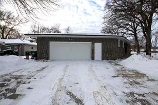 1020 Roberts Rd SW, Hutchinson, MN 55350 - Photo 24
