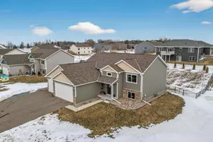 922 Mulberry Ave NE, Montgomery, MN 56069 - Photo 2