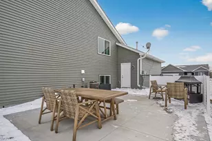 922 Mulberry Ave NE, Montgomery, MN 56069 - Photo 32