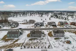 922 Mulberry Ave NE, Montgomery, MN 56069 - Photo 38