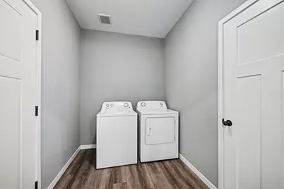 825 Golden Way NW, Isanti, MN 55040 - Photo 8