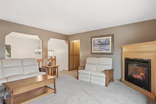 2938 Valento Ln, Little Canada, MN 55117 - Photo 6