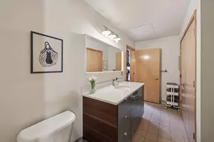 521 S 7th St, Minneapolis, MN 55415 - Photo 22