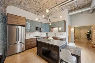 521 S 7th St, Minneapolis, MN 55415 - Photo 8