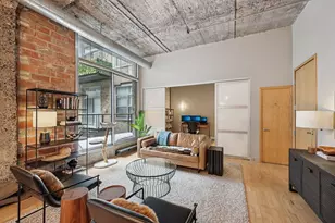 521 S 7th St, Minneapolis, MN 55415 - Photo 4