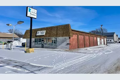 101 N Cass Avenue, Springfield, MN 56087 - Photo 1