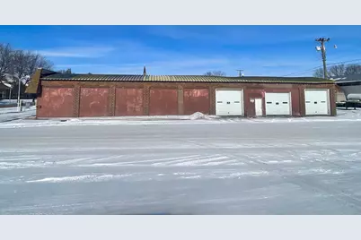 101 N Cass Avenue, Springfield, MN 56087 - Photo 2