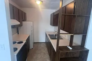 408 Park Ave, Madison, MN 56256 - Photo 4