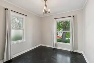 40 Penn Ave S, Minneapolis, MN 55405 - Photo 18