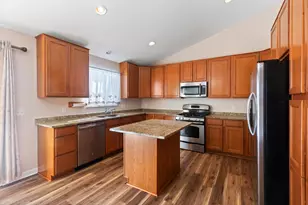 12719 Huntington Ave, Savage, MN 55378 - Photo 8