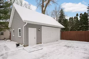 10822 Xerxes Ave S, Bloomington, MN 55431 - Photo 22