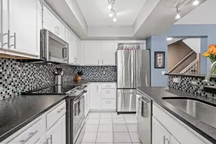 15605 24th Ave N, Plymouth, MN 55447 - Photo 2