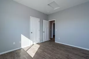 3201 & 3203 Noble Dr, Mankato, MN 56001 - Photo 26