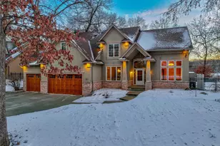 12 Forest Trail, Mahtomedi, MN 55115 - Photo 6