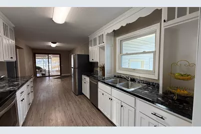 1608 N 5th Street, Montevideo, MN 56265 - Photo 10