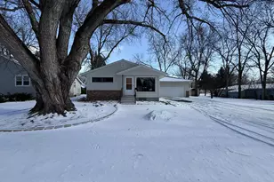1608 N 5th St, Montevideo, MN 56265 - Photo 1