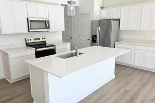 4745 Airlake Dr, Woodbury, MN 55129 - Photo 2