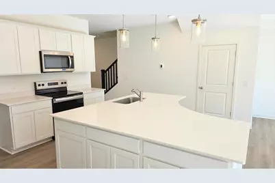 4747 Airlake Drive, Woodbury, MN 55129 - Photo 6