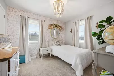 6430 Perry Avenue N, Brooklyn Center, MN 55429 - Photo 12