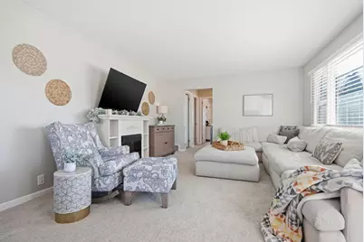 6430 Perry Avenue N, Brooklyn Center, MN 55429 - Photo 4