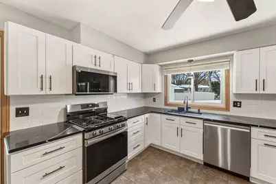 3330 68th Court E, Inver Grove Heights, MN 55076 - Photo 8