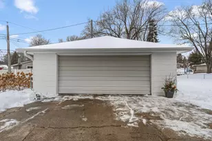 3330 68th Ct E, Inver Grove Heights, MN 55076 - Photo 40